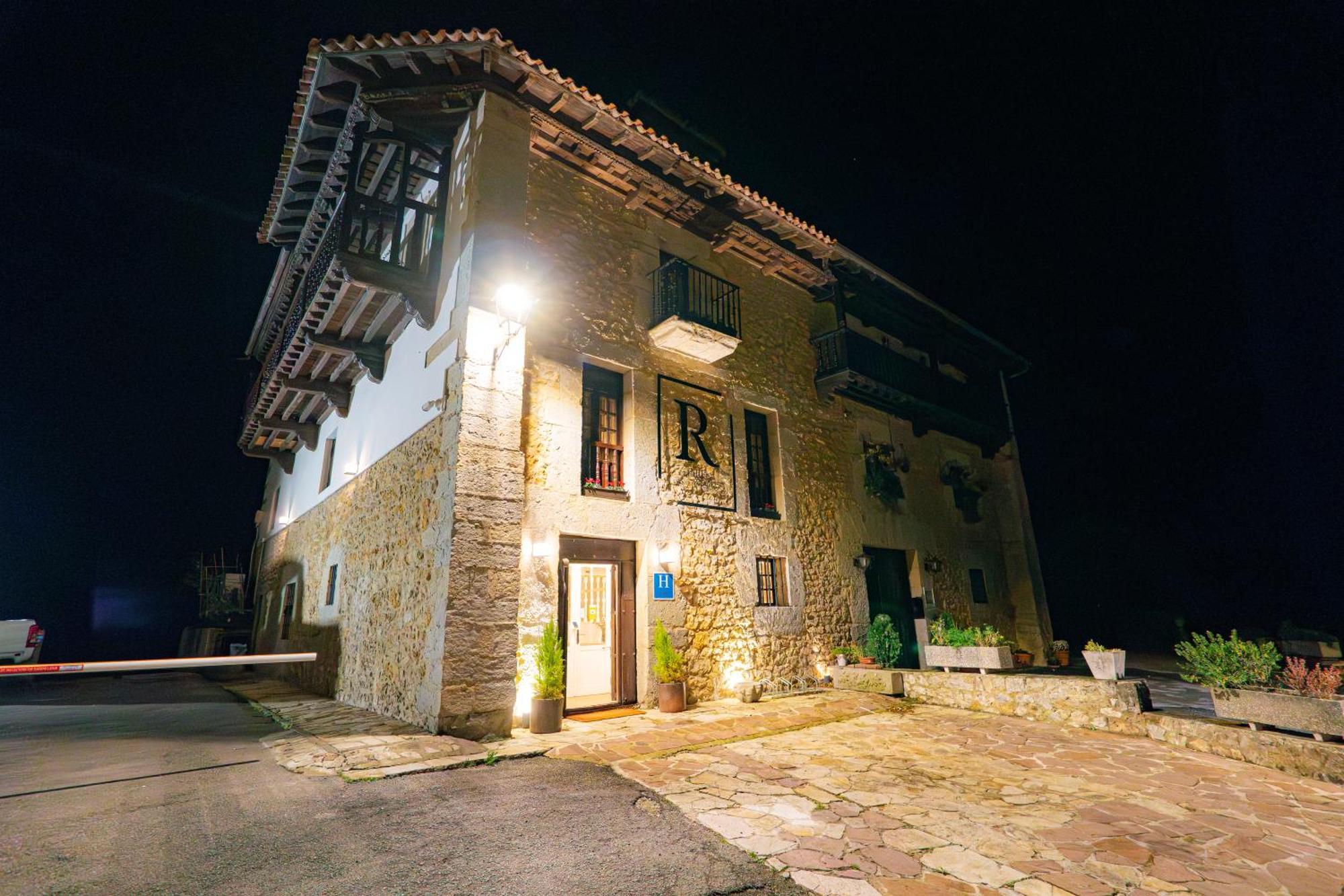 Hotel R Santillana Santillana del Mar Extérieur photo