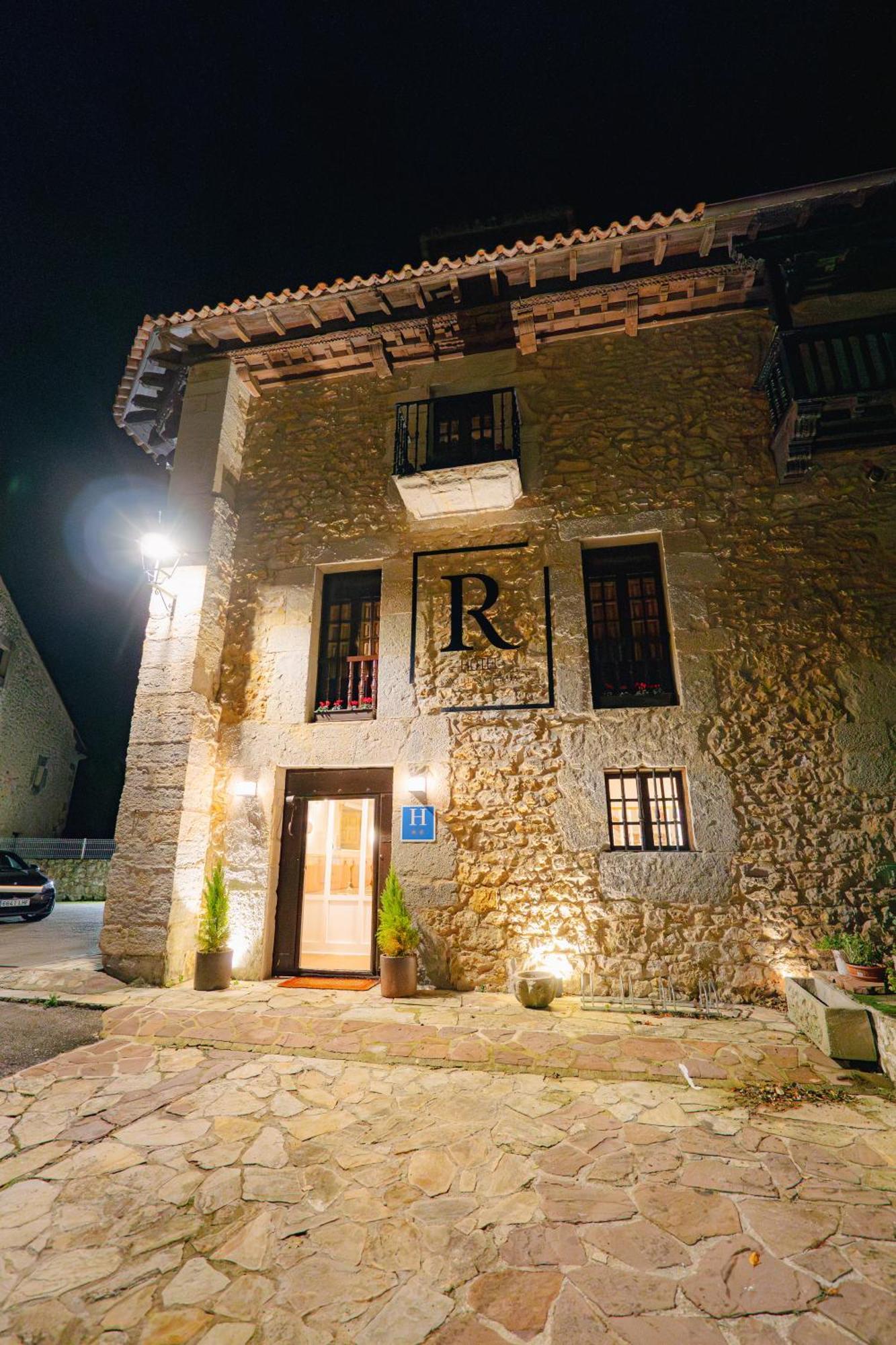 Hotel R Santillana Santillana del Mar Extérieur photo