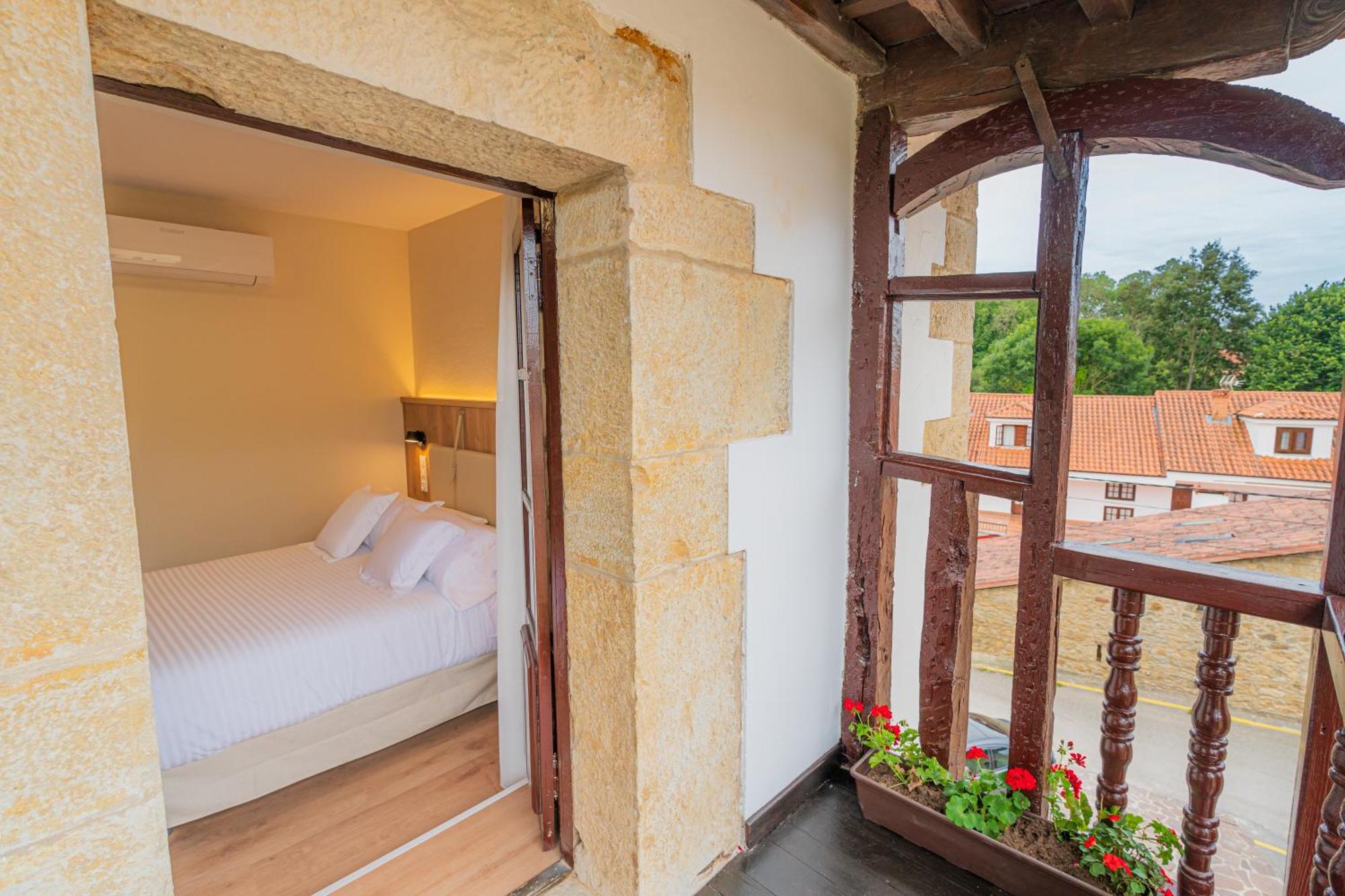 Hotel R Santillana Santillana del Mar Extérieur photo